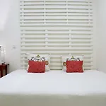Estudio 40a Apartment